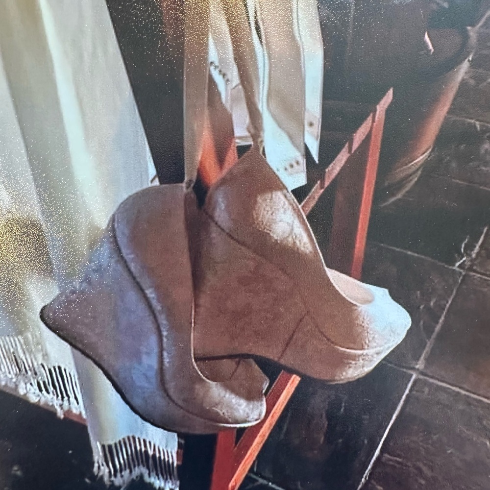 Custom made Elegant Cream 5” Wedge  1” toe wedge SZ 8